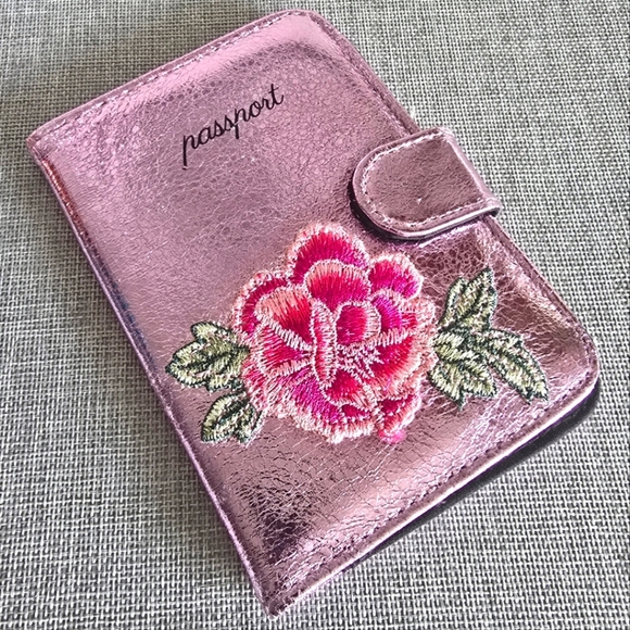 Miamica Pink Floral Passport Bifold Wallet Case Travel Pink Green Black - Picture 1 of 3